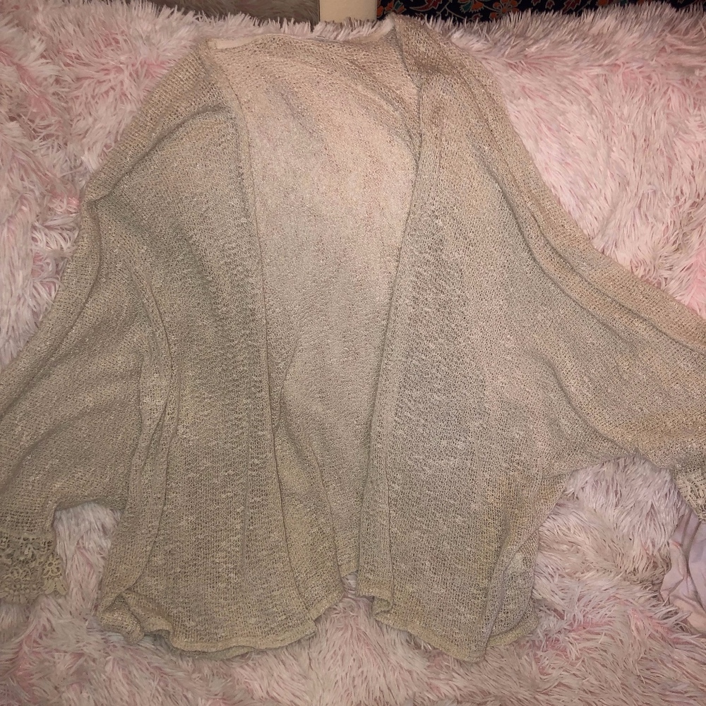 Light Cardigan with Sleeve detail